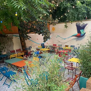 yasi-hostel.hotels-rhonealpes.com/