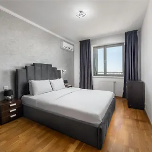Apartment Monaco Grand By Citybookings